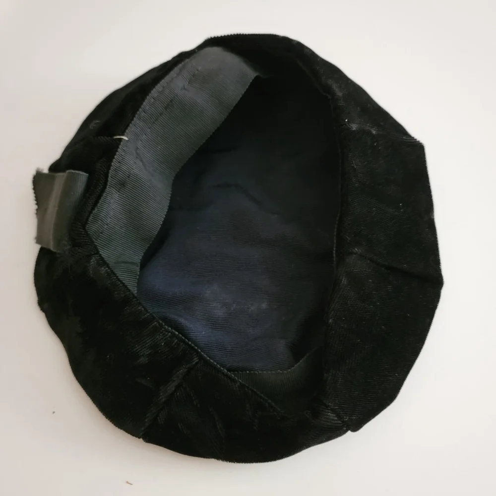Vintage Hat Black Velvet Beret Nylon Lined 8